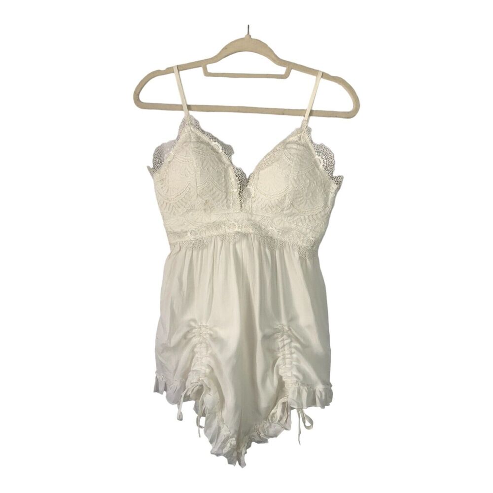 Selfie Leslie Ivory Lace Romper Jumpsuit